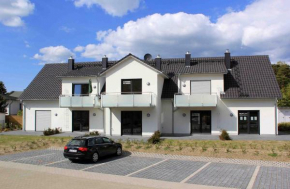 Haus Düne Whg 03 mit SüdWest Terrasse und Balkon in Thiessow